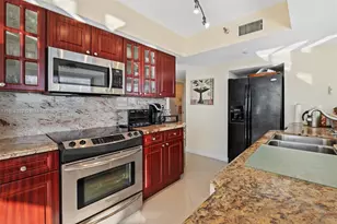 19101 NE 36th Ct, Aventura, FL 33180 - Photo 13