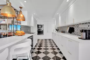 2000 Island Blvd, Aventura, FL 33160 - Photo 13