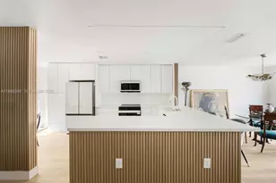 10233 NW 52nd Ln, Doral, FL 33178 - Photo 5