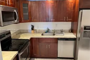 8255 Abbott Ave, Miami Beach, FL 33141 - Photo 7