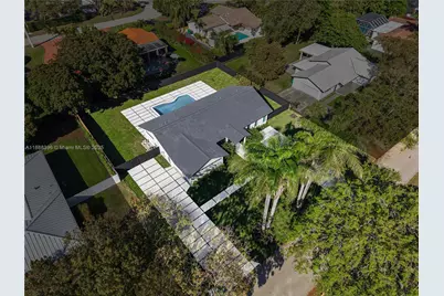 8765 SW 175th St, Palmetto Bay, FL 33157 - Photo 27