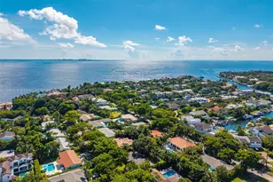 90 S Prospect Dr, Coral Gables, FL 33133 - Photo 57