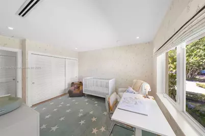 90 S Prospect Dr, Coral Gables, FL 33133 - Photo 31