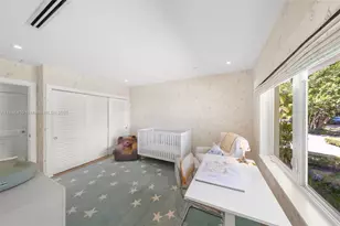 90 S Prospect Dr, Coral Gables, FL 33133 - Photo 31