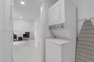 139 SW 21st Way, Fort Lauderdale, FL 33312 - Photo 19