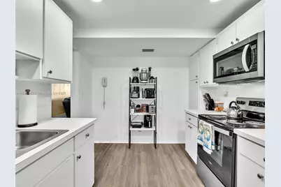 800 NE 195th St #716, Miami, FL 33179 - Photo 25