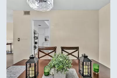 800 NE 195th St #716, Miami, FL 33179 - Photo 21