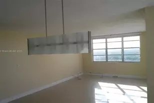 2750 NE 183rd St, Aventura, FL 33160 - Photo 13