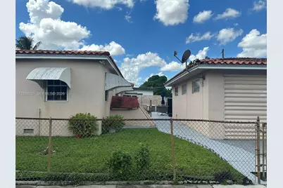 265 W 55th St, Hialeah, FL 33012 - Photo 11