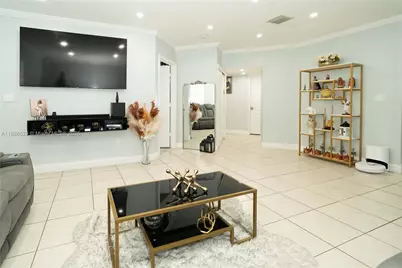 298 E 3rd St #102, Hialeah, FL 33010 - Photo 9