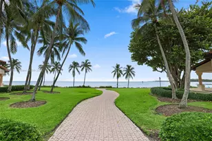 19216 Fisher Island Dr, Miami Beach, FL 33109 - Photo 47