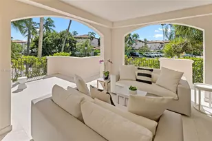 19216 Fisher Island Dr, Miami Beach, FL 33109 - Photo 35