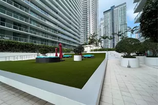 79 SW 12th St, Miami, FL 33130 - Photo 13