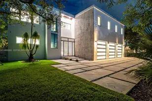 9101 SW 69th Ct, Pinecrest, FL 33156 - Photo 5