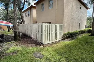 16111 NE Emerald Cove Rd, Weston, FL 33331 - Photo 5