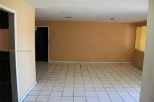 15121 SW 105th Ct, Miami, FL 33176 - Photo 3