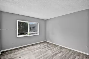 335 SW 20th St, Fort Lauderdale, FL 33315 - Photo 11