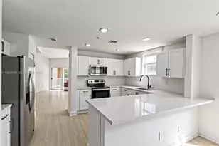 8999 NW 107 Ct, Doral, FL 33178 - Photo 17