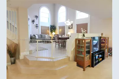 210 La Costa Ct, Weston, FL 33326 - Photo 7