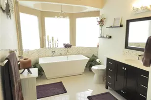 210 La Costa Ct, Weston, FL 33326 - Photo 17