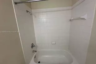 1260 SE 29th St, Homestead, FL 33035 - Photo 11