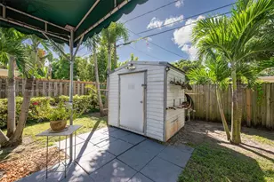 824 NE 17th Ct, Fort Lauderdale, FL 33305 - Photo 27