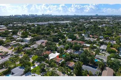 824 NE 17th Ct, Fort Lauderdale, FL 33305 - Photo 31