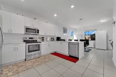 23512 SW 129th Path, Homestead, FL 33032 - Photo 7