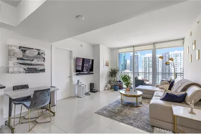 92 SW 3rd St #3012, Miami, FL 33130 - Photo 9