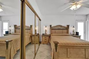 141 NE 10th Ave, Hallandale Beach, FL 33009 - Photo 13