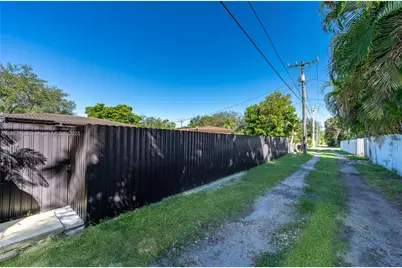 625 Miller Dr, Miami Springs, FL 33166 - Photo 45