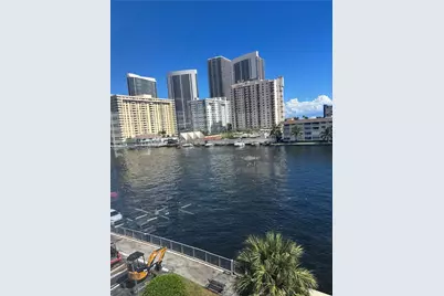 111 Golden Isles Dr #D10, Hallandale Beach, FL 33009 - Photo 3