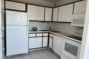 111 Golden Isles Dr, Hallandale Beach, FL 33009 - Photo 13