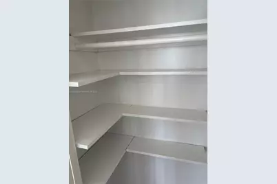 111 Golden Isles Dr #D10, Hallandale Beach, FL 33009 - Photo 17