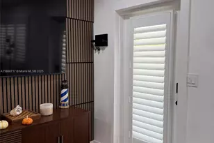 310 NE 12th Ave, Pompano Beach, FL 33060 - Photo 5