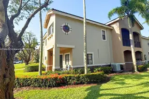 22711 SW 88th Pl, Cutler Bay, FL 33190 - Photo 3