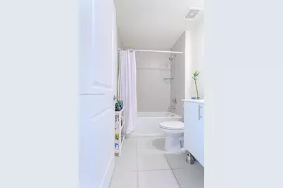 4260 NW 82nd Ave, Doral, FL 33166 - Photo 33