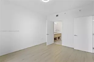 16385 Biscayne Blvd, North Miami Beach, FL 33160 - Photo 37