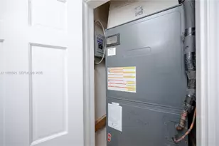 9881 SW 1st Ct, Plantation, FL 33324 - Photo 25