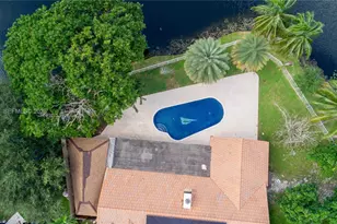 9881 SW 1st Ct, Plantation, FL 33324 - Photo 23