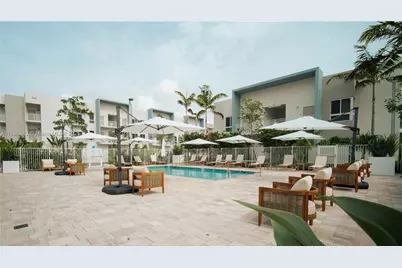 610 NE 2nd St #301, Dania Beach, FL 33004 - Photo 15