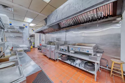 Restaurant and Bar For Sale On N Pine Island Road in Tamarac/Sunrise, Tamarac, FL 33351 - Photo 13