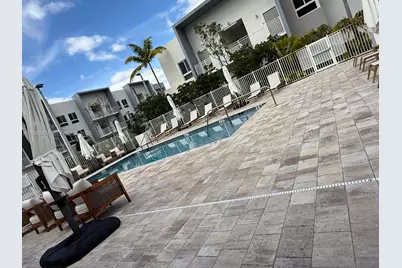 610 NE 2nd St #205, Dania Beach, FL 33004 - Photo 9