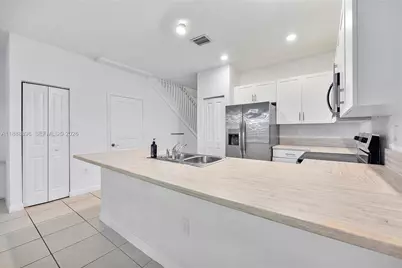 10013 SW 228th Ter #10013, Miami, FL 33190 - Photo 9