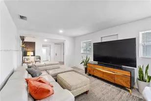 1101 NW 40th St, Miami, FL 33127 - Photo 9