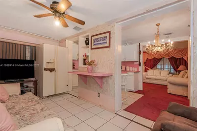 1083 NW 74th St, Miami, FL 33150 - Photo 15