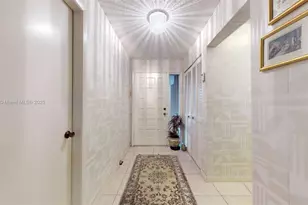 10001 NW 52nd Terrace, Doral, FL 33178 - Photo 9