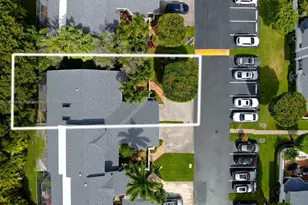 10001 NW 52nd Terrace, Doral, FL 33178 - Photo 3