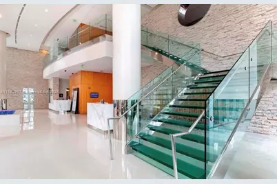 41 SE 5th St #501, Miami, FL 33131 - Photo 3