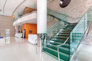 41 SE 5th St, Miami, FL 33131 - Photo 3